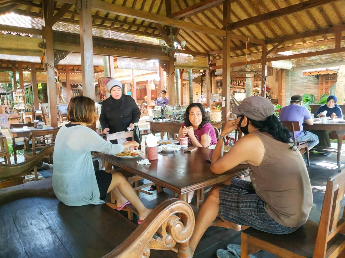 Bedhot Homestay Yogyakarta Exterior photo