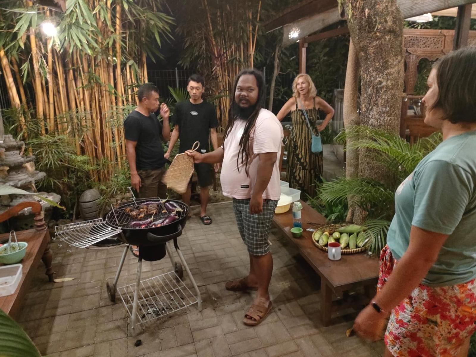 Bedhot Homestay Yogyakarta Exterior photo